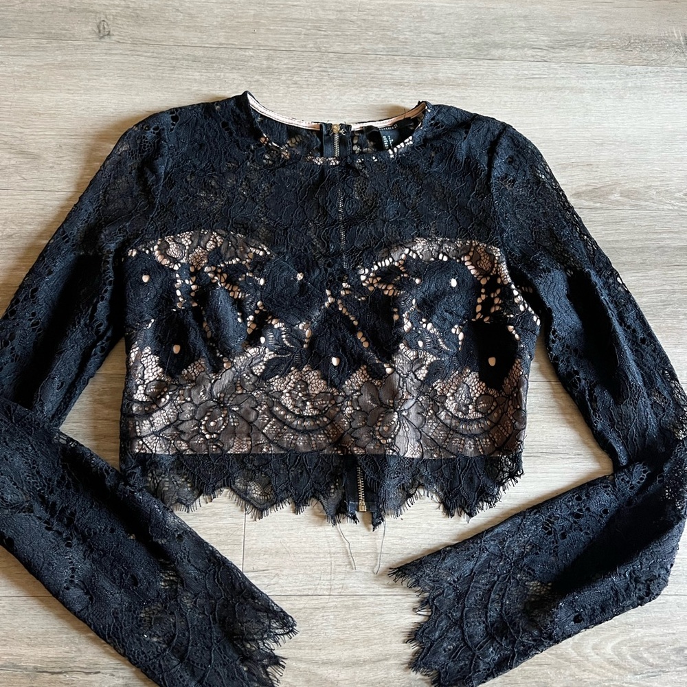 Cropped lacey top